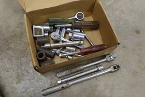 lot 295 image: Assorted Square Drive Tools - Some Craftsman