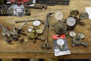 lot 299 image: Assorted Regulators, Torches, Clamps