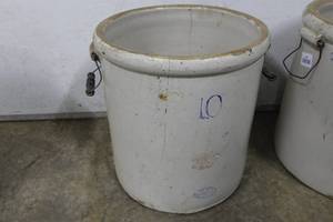 lot 327 image: Antique Red Wing 10 Gallon Stoneware Crock
