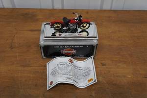 lot 158 image: Maisto Harley Davidson 1936 EL Knucklehead 118 Scale Model