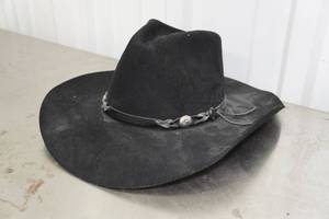 lot 429 image: Bailey Tucson XX Wool Blend Cowboy Hat - 6-34