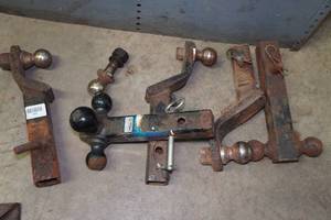 lot 342 image: Assorted Hitches