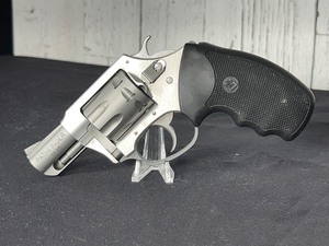 lot 49 image: Charter Arms Pathfinder 22 Revolver