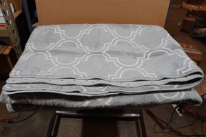 Plush Area Rug 6x10 -Gray
