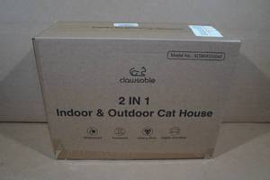 Clawsable 2-In-1 IndoorOutdoor Heated Cat House -Green