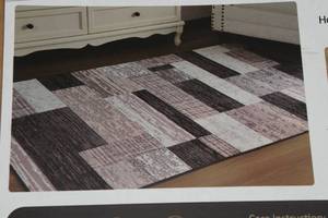 Area Rug - 8 x 10