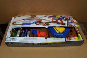 Monster Jam Track Pieces with Trucks