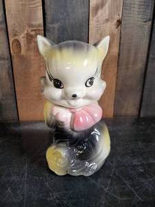 Super Cute Vintage American Bisque Kitten Cookie Jar