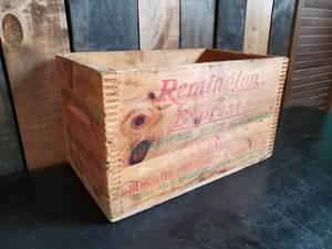 Remmington Express Dove Tailed Ammo Box