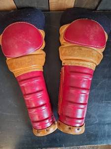 1940s Stall & Dean Puckmaster Hockey Shin Pads