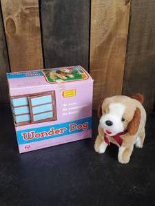 1980s Wonder Dog Battery Operated Furry Puppy Untested