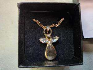Genuine Australian 14K Gold Plated Crystal Angel Locket on 18-Inch Rope Chain  Brand New  Brand New Sold online for over $120