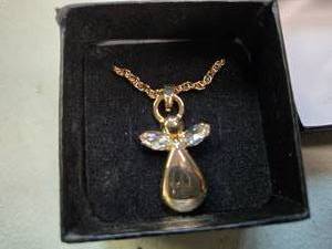 Genuine Australian 14K Gold Plated Crystal Angel Locket on 18-Inch Rope Chain  Brand New  Brand New Sold online for over $120