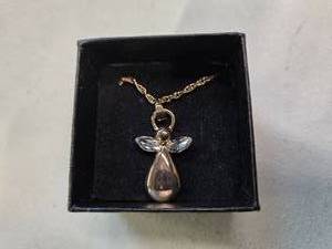 Genuine Australian 14K Gold Plated Crystal Angel Locket on 18-Inch Rope Chain  Brand New  Brand New Sold online for over $120