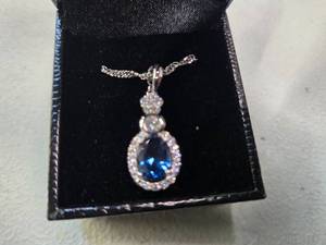 Gold Coast Platinum Plated Blue & Clear Fashion Rhinestone Pendant Necklace  Brand New Sold online from $80 to $250