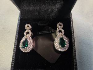 Gold Coast Lab Emerald Diamond Platinum Plated Sterling Silver Earrings with Green Jewel  Brand New Sold online from $80 to 250