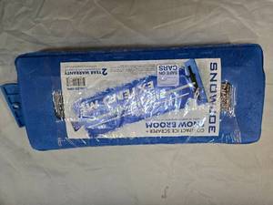 Compact Ice Scraper  Snow Broom (Brand New Snow Joe)