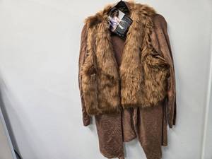 IMAN Global Chic Long Sleeve Open Nit with Brown Fur Vex (SizeL, New with Tag)