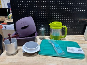 Pampered Chef and other Kitchen Items