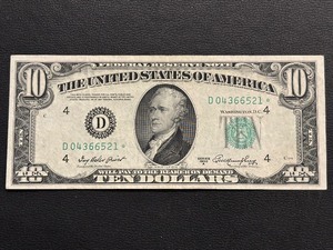 1950 A Green Seal $10 Dollar Federal Reserve Star Note