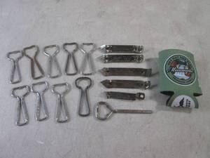 lot 24 image: (BSB) Assorted Vintage BottleCan O...