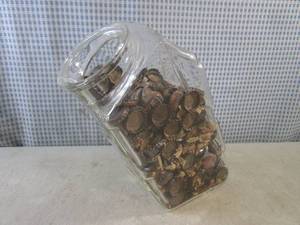 lot 42 image: (FS) Vintage Bottle Caps in Glass D...