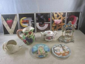 lot 132 image: (F-1) Misc Decor...