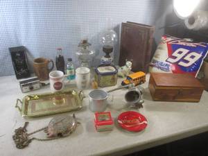 lot 133 image: (A-3) Assorted Vintage - See Photos...
