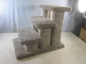 lot 146 image: (G-1) Cat Scratching Post Stairs 18...