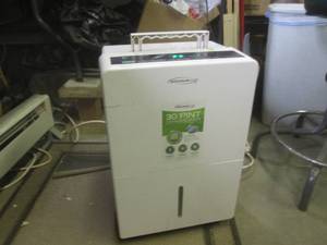 lot 152 image: (EW4) Soleus Air 30 Pint Dehumidifi...