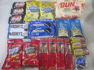 lot 323 image: (B-2) Assorted Snacks Past Date...