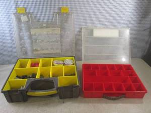 lot 183 image: (EW5) 2 Compartment Organizers Stan...