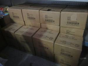lot 268 image: (FS) 24 Boxes of Ketchup Packets 20...