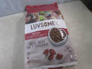 lot 273 image: (C-2) 15.5 Pound Bag of Dog Food Pa...
