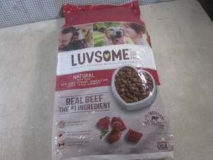 lot 276 image: (C-2) 15.5 Pound Bag of Dog Food Pa...