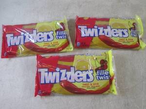 lot 338 image: (B-2) 3 Packs of Twizzlers Sweet & ...