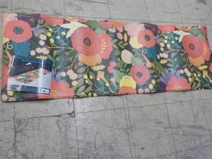 lot 4 image: Extra Large Kitchen Runner 20 x 60...