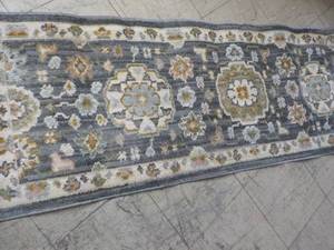 lot 21 image: Mohawk The Verve Collection Runner ...