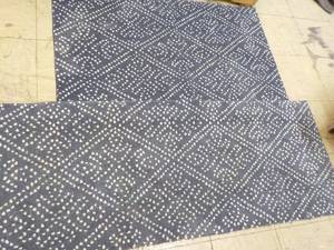 lot 31 image: 2 pc Accent Rug and Runner - this i...