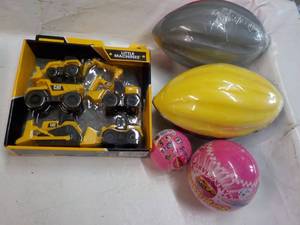 lot 57 image: CAT Little Machines and Balls...