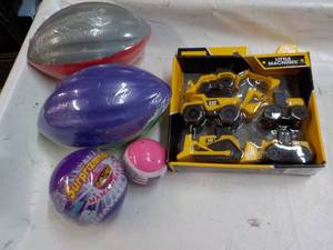lot 58 image: CAT Little Machines and Balls...
