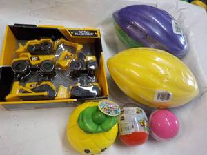 lot 59 image: CAT Little Machines and Balls...