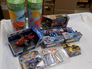 lot 96 image: Toys and Puzzles...