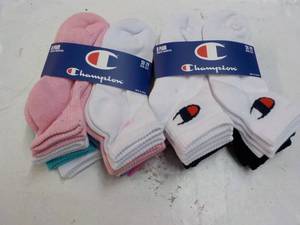 lot 135 image: 2 ct 8 packs Champion Youth Socks 5...