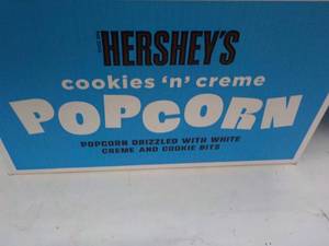 lot 200 image: Hersheys 12 ct 2.25 oz Bags Cookie...