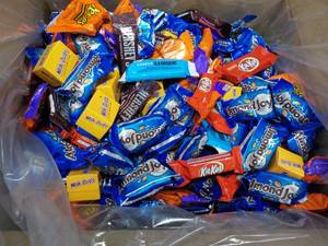 lot 201 image: 15 lb. Candy - in date...