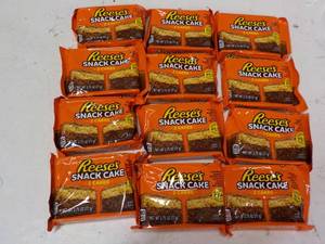 lot 249 image: Reeses Snack Cakes...