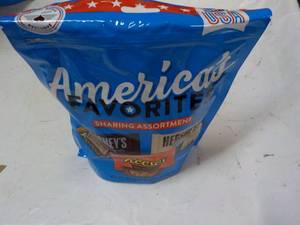 lot 290 image: 1 lb. 1.6 oz Bag Americas Favorite...