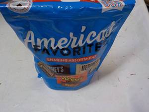 lot 292 image: 1 lb. 1.6 oz Bag Americas Favorite...