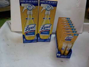 lot 322 image: 16 ct Lysol Smart Refills and 2 Spr...